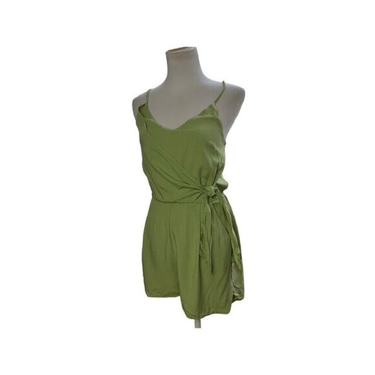 One Clothing Green Romper. Size Small. Fun To Wear.