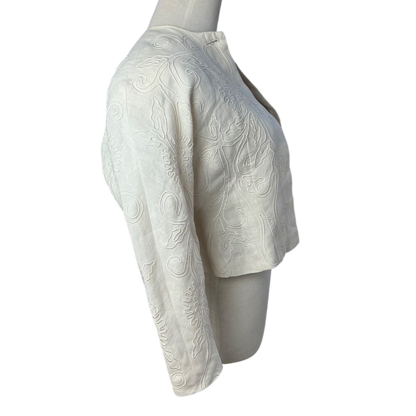 Carmen Marc Valvo White Embroidered Soutache Cropped Jacket Blazer Size 2