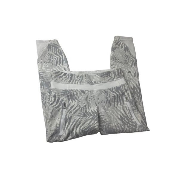 Lululemon Gray Palm Print Sports Bra & Shorts Activewear Set Sz 4