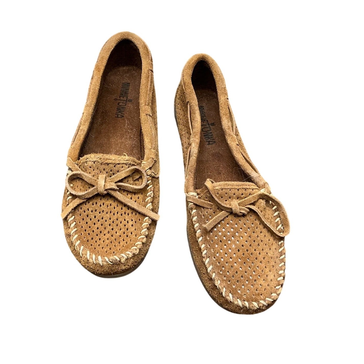 Minnetonka Brown Perforated Suede Moccasin Flats Women’s Size